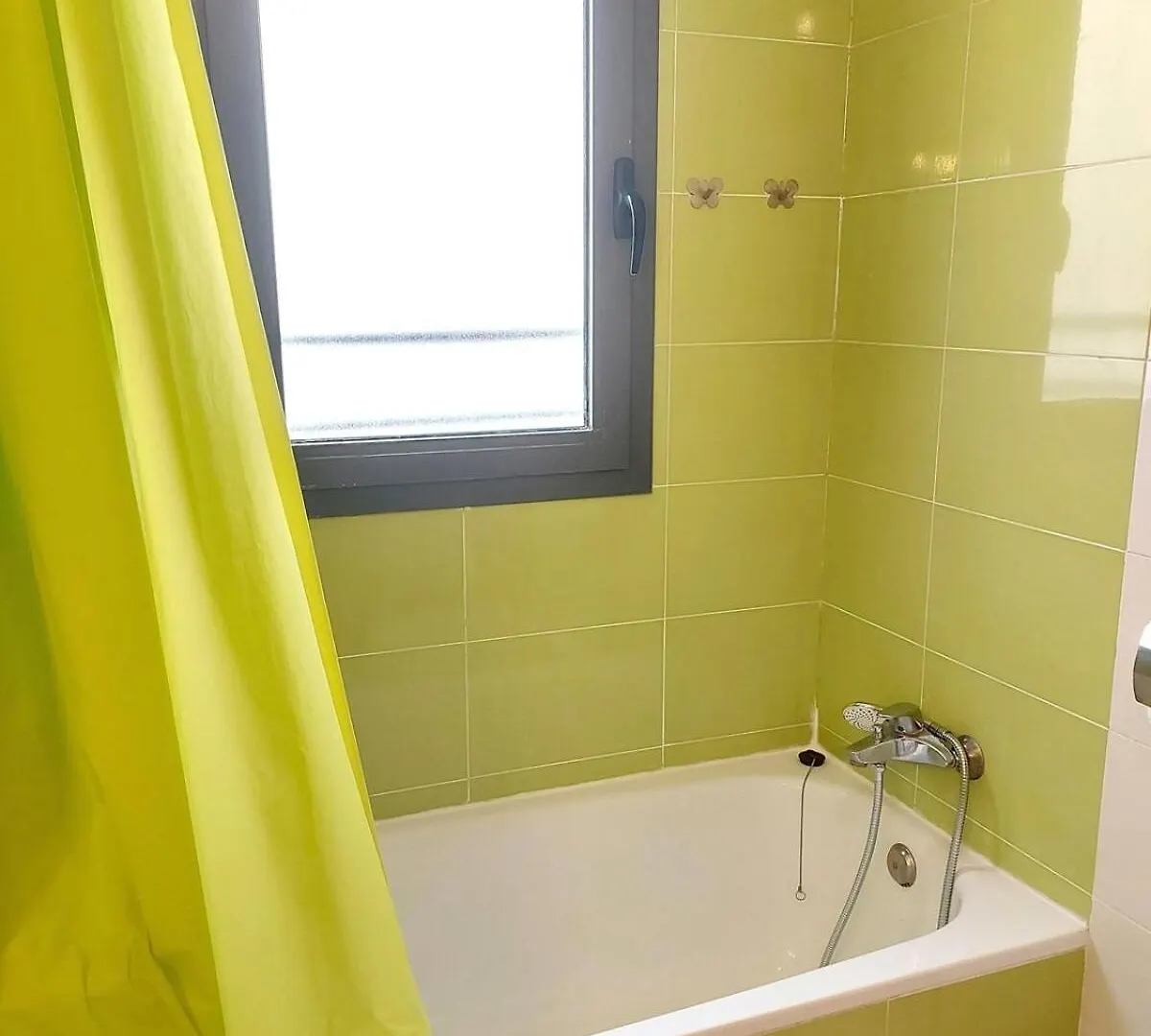 Apartment Acogedor Piso De 2 Dormitorios Con Aparcamiento - Alborania Viator
